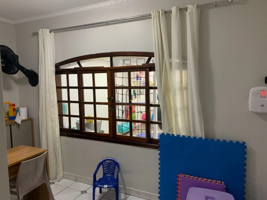 Casa, 3 quartos, 225 m² - Foto 5