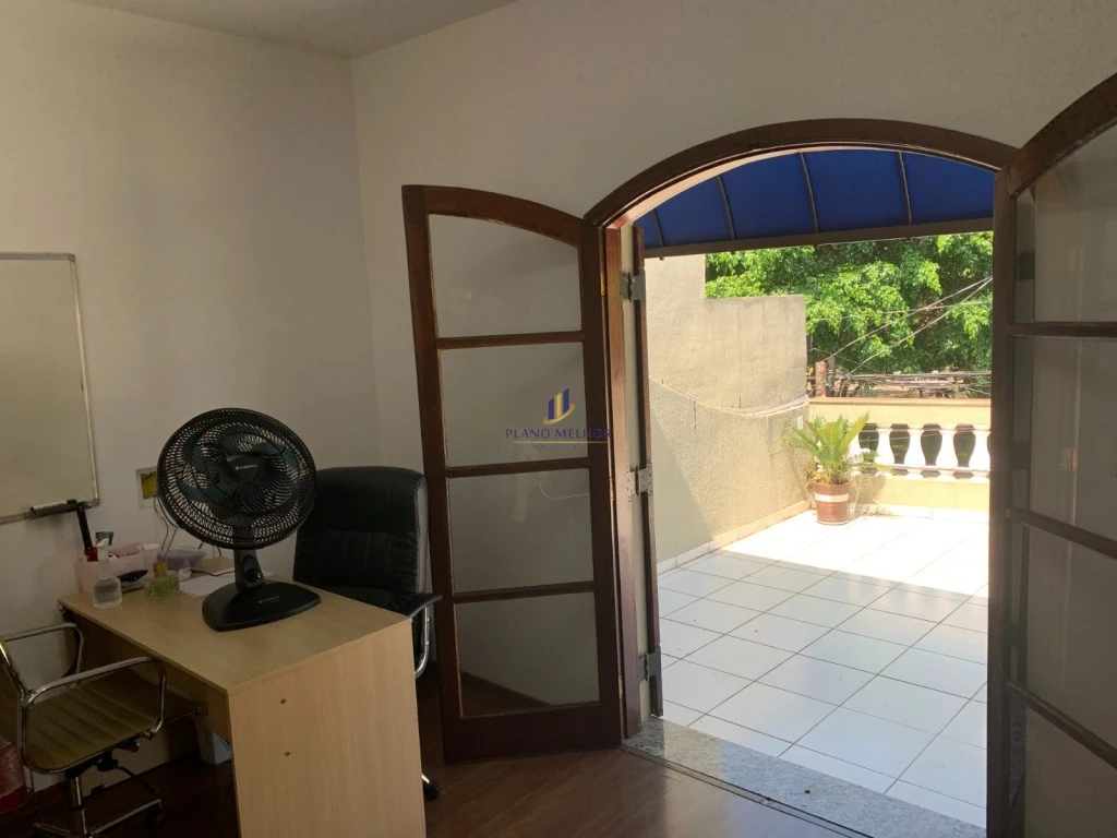 Casa, 3 quartos, 225 m² - Foto 9