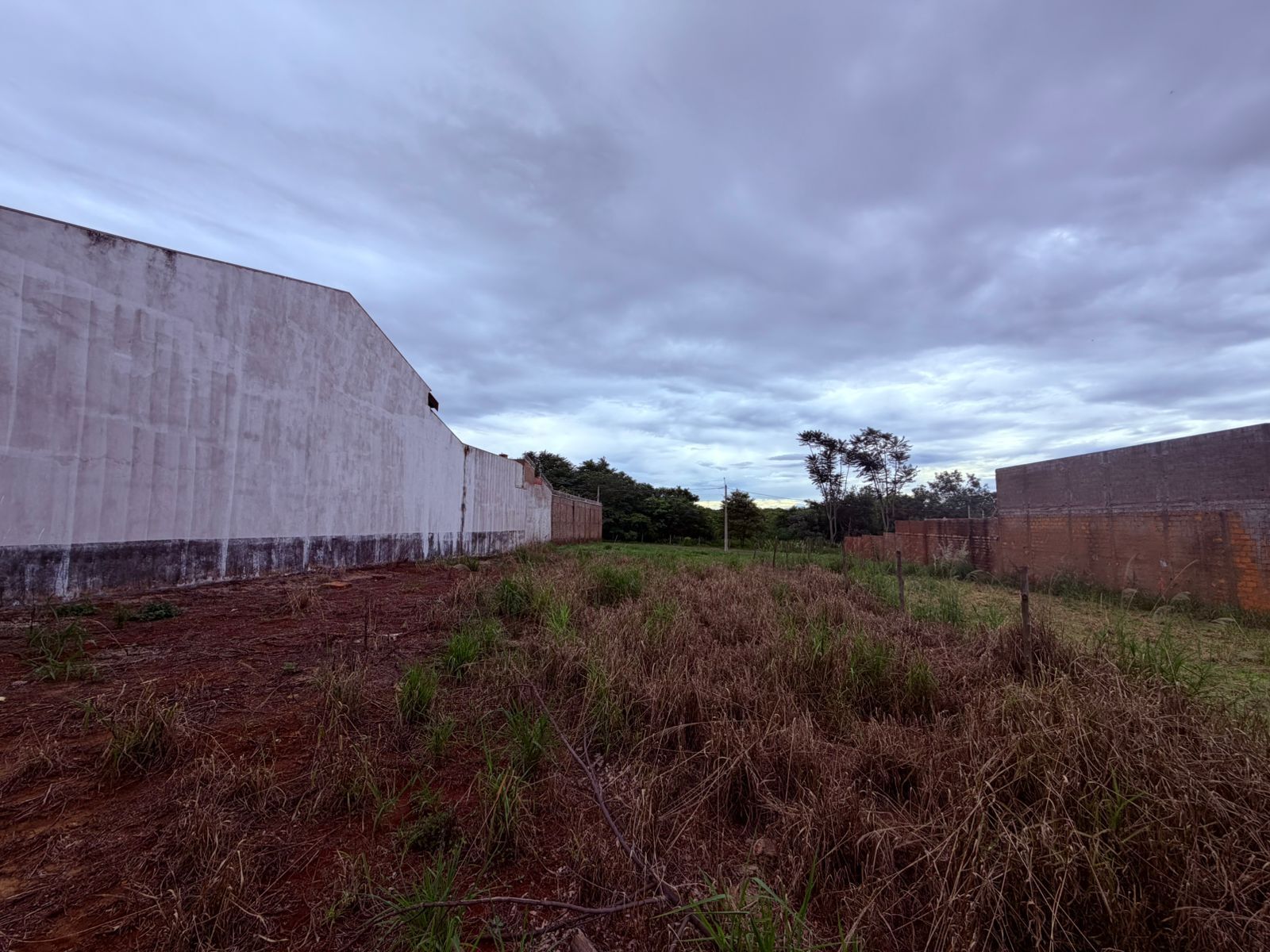 Terreno, 300 m² - Foto 1