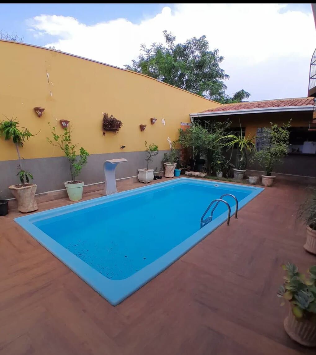 Casa, 2 quartos, 237 m² - Foto 1