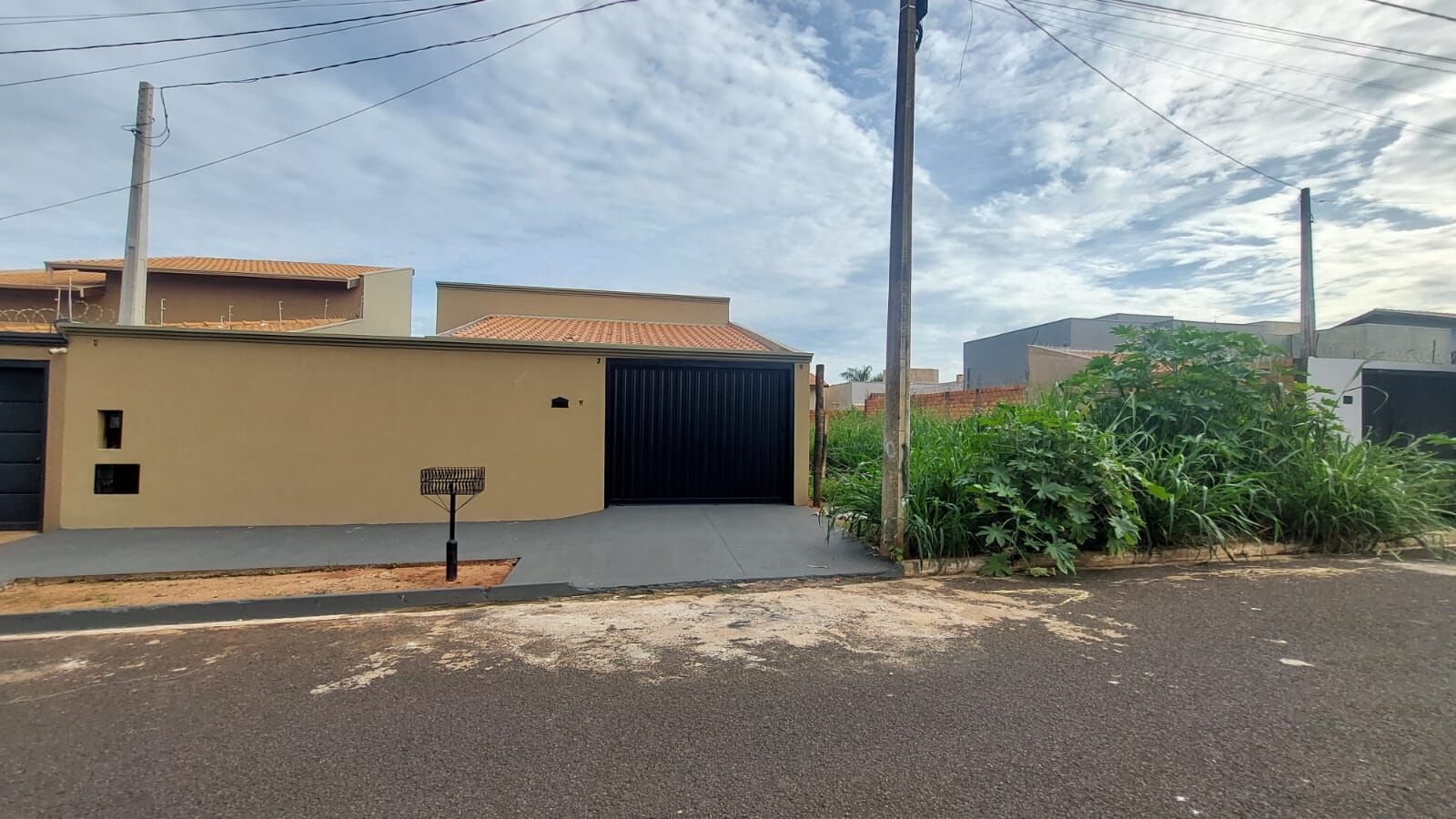 Casa, 2 quartos, 72 m² - Foto 1