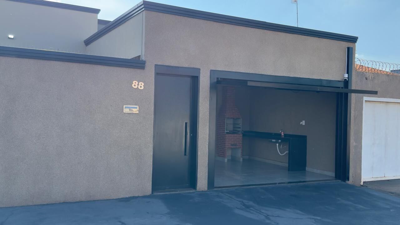 Casa, 3 quartos, 130 m² - Foto 1