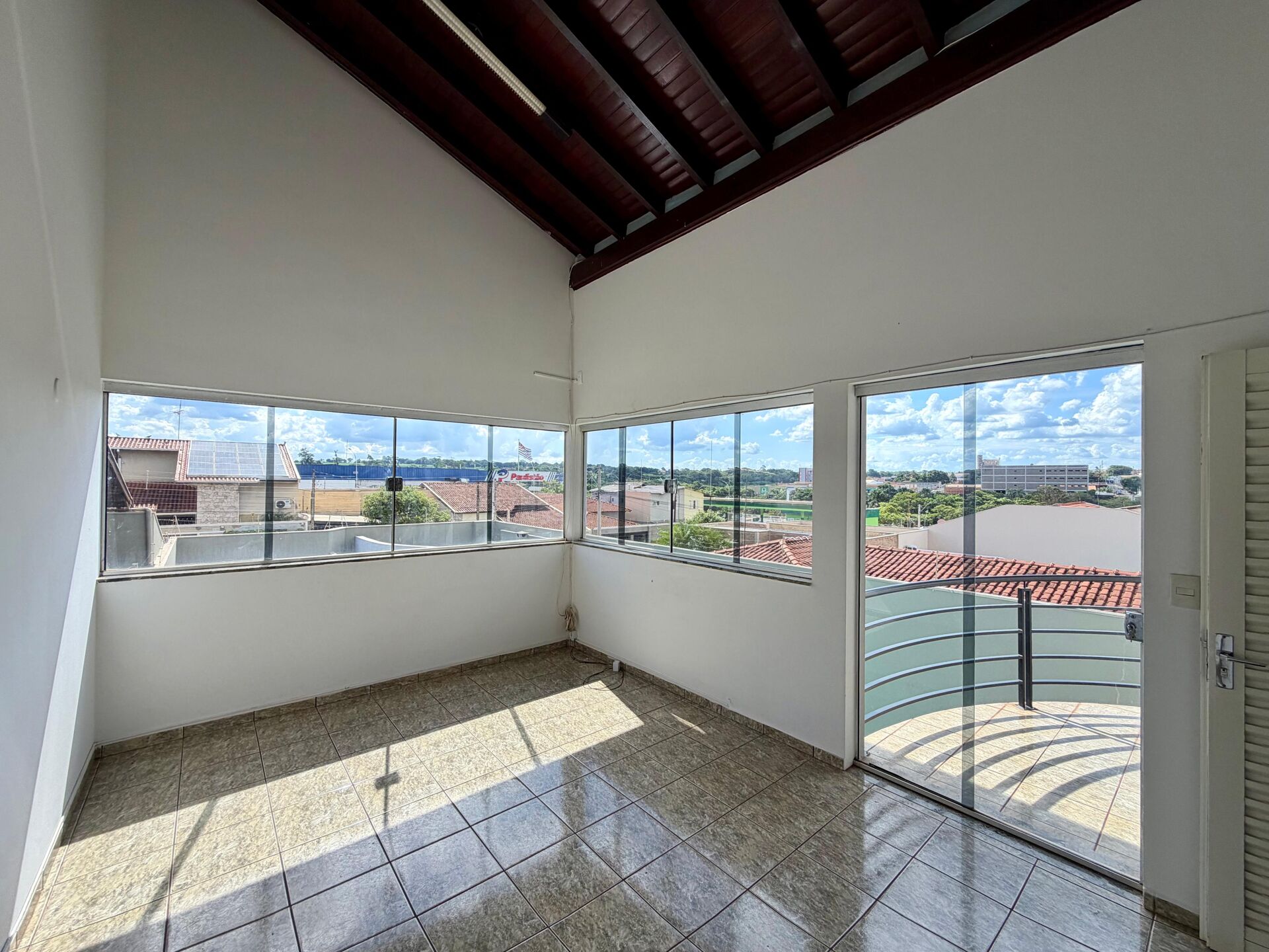Casa, 3 quartos, 294 m² - Foto 32