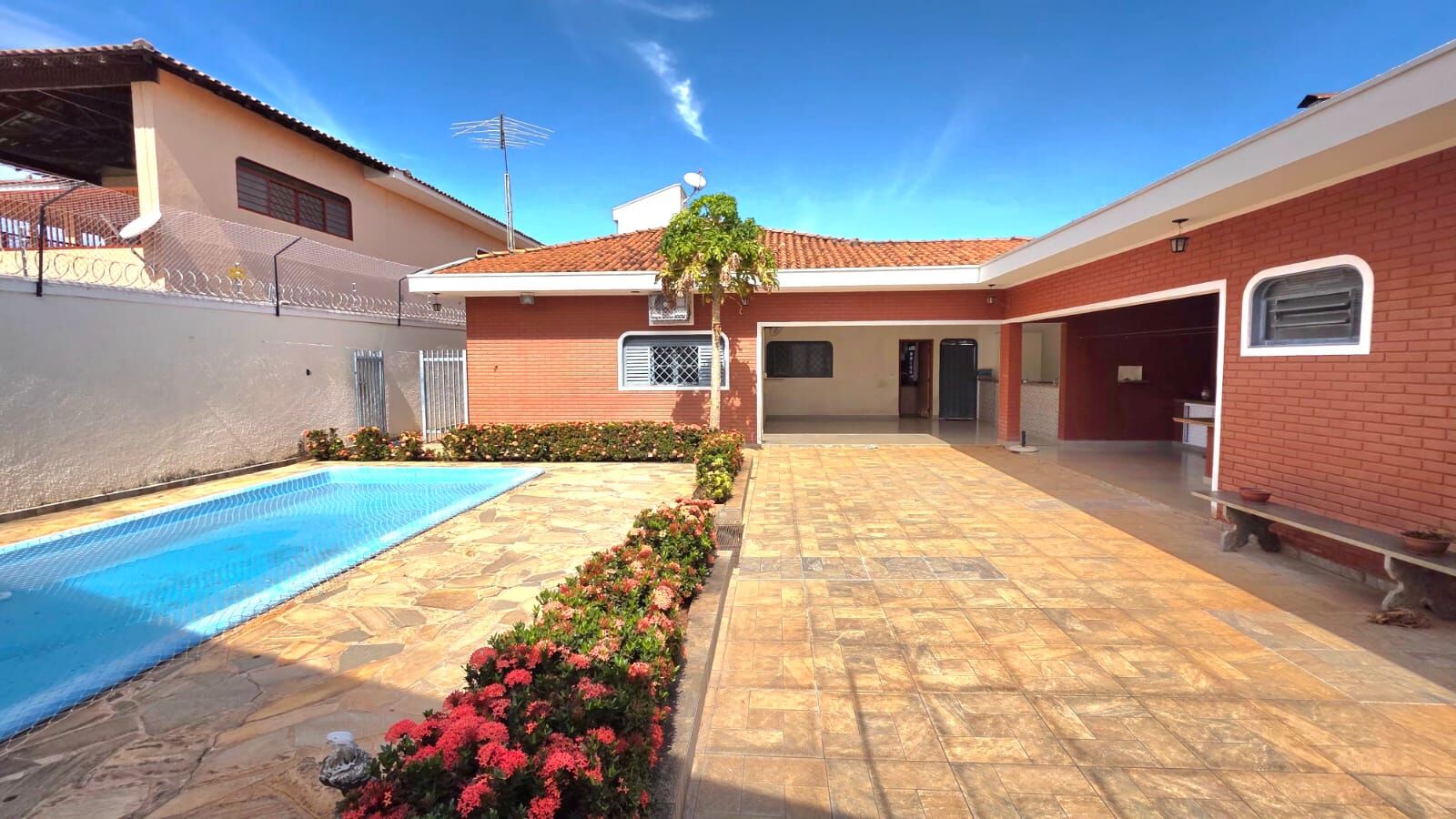 Casa, 4 quartos, 320 m² - Foto 14