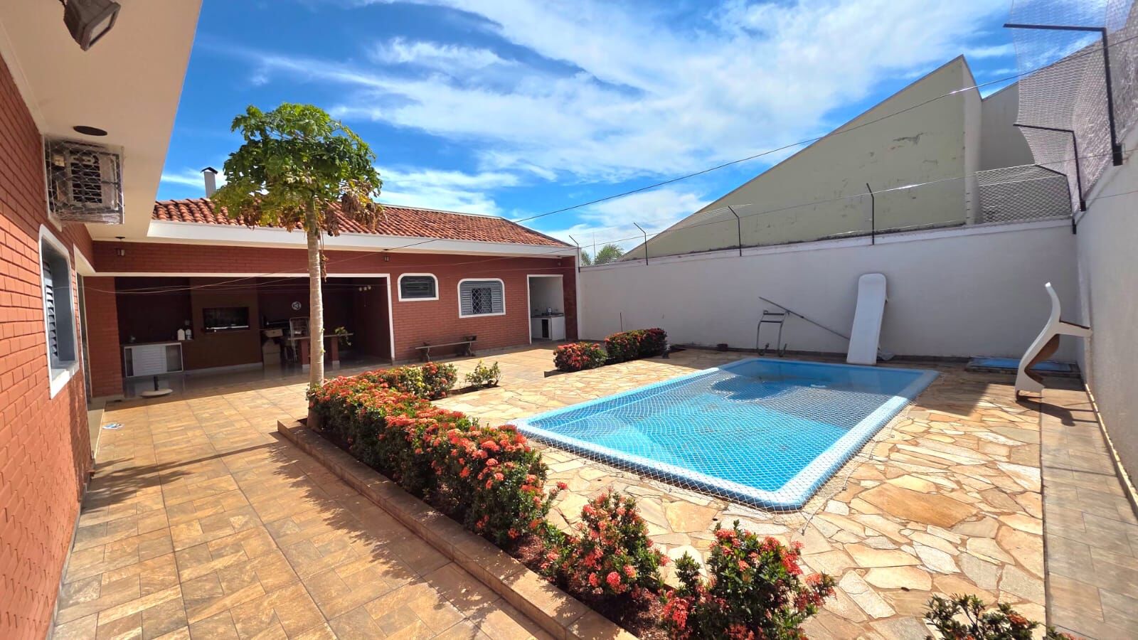 Casa, 4 quartos, 320 m² - Foto 27