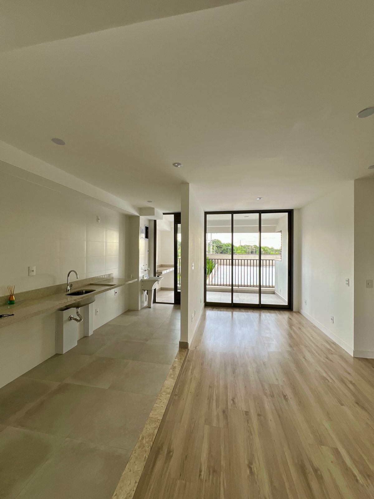 Apartamento, 3 quartos, 98 m² - Foto 1