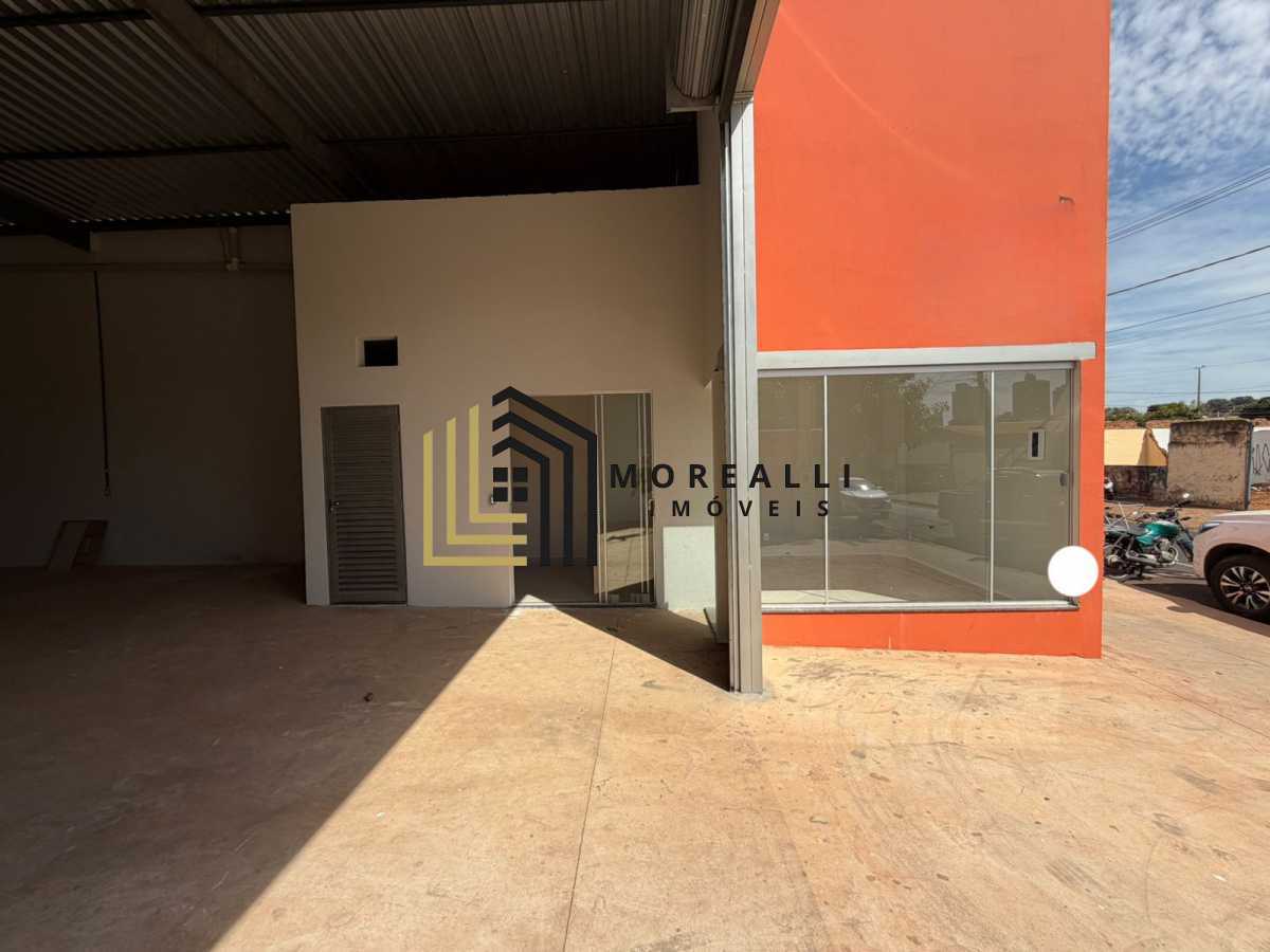 Loja-Salão, 200 m² - Foto 2