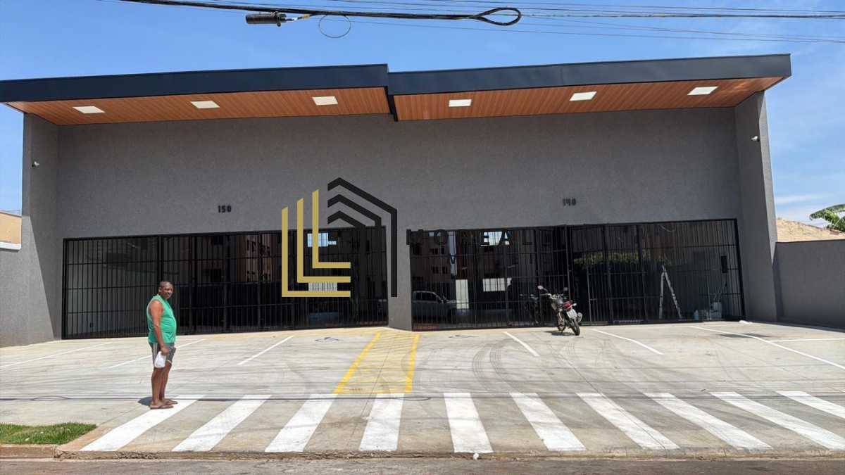 Loja-Salão, 600 m² - Foto 1