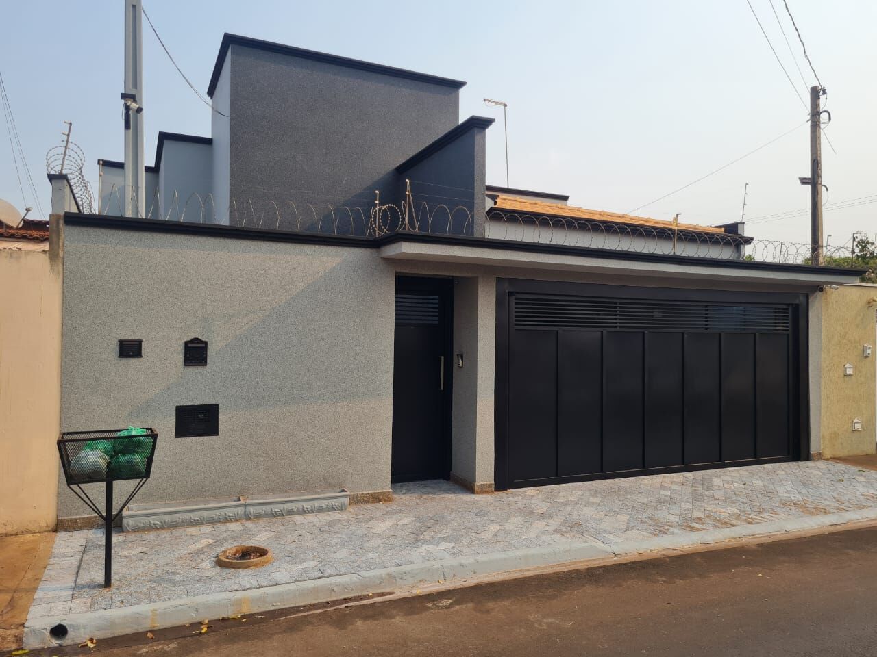 Casa, 3 quartos, 181 m² - Foto 1