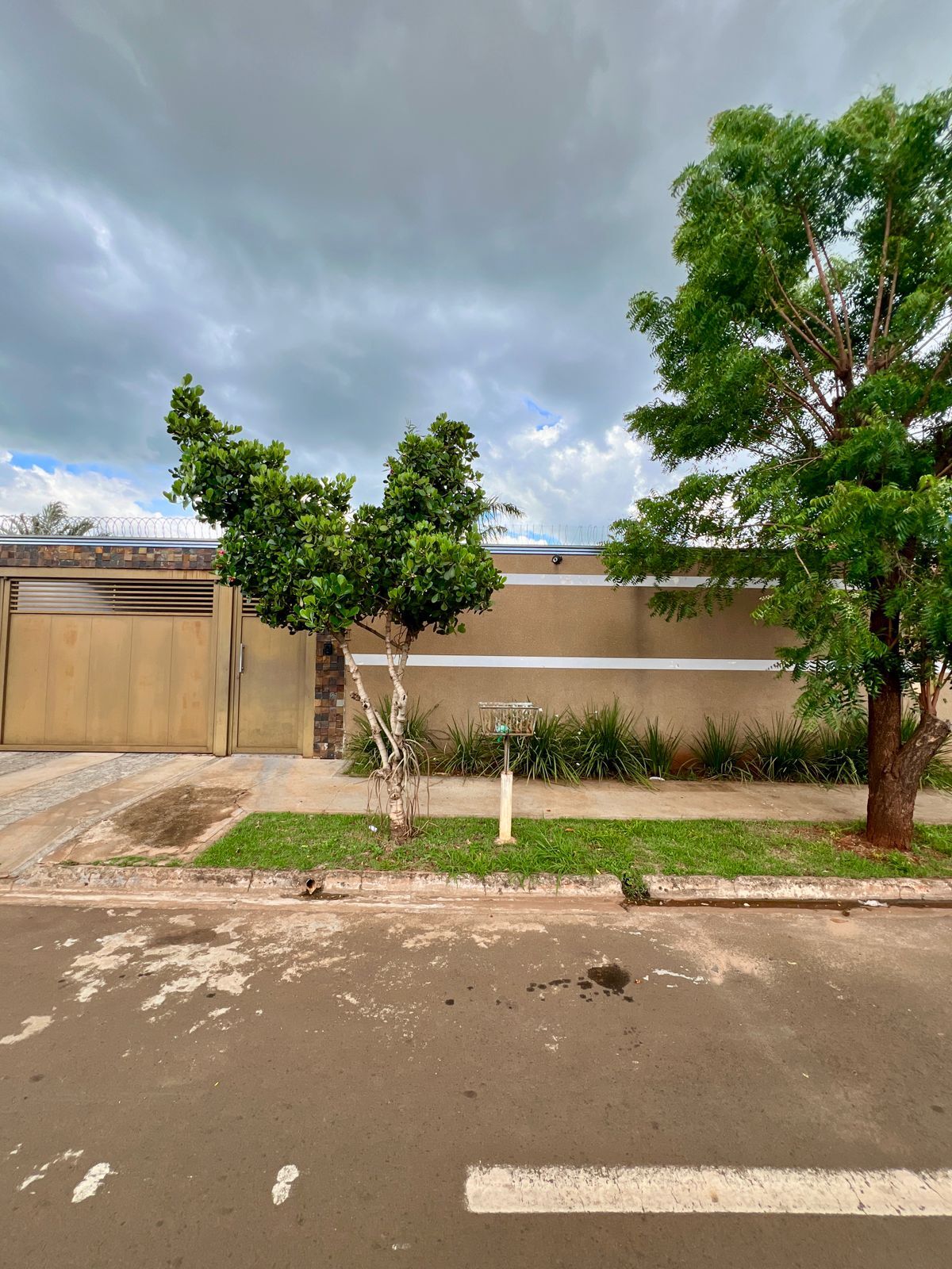 Casa, 3 quartos, 250 m² - Foto 1
