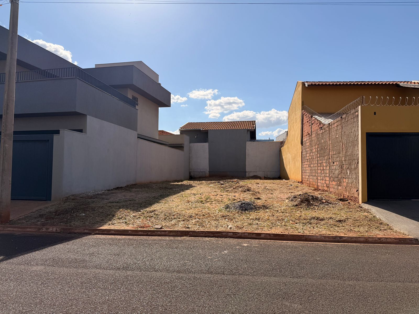 Terreno, 200 m² - Foto 1