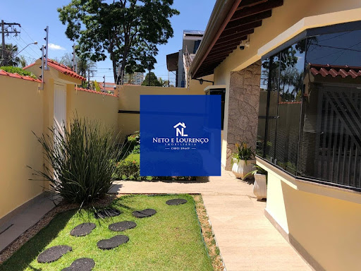 Casa, 4 quartos, 277 m² - Foto 1