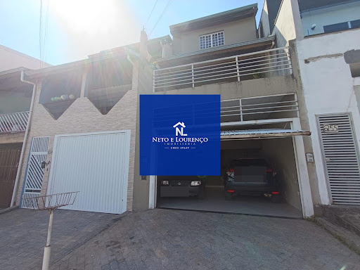 Casa, 2 quartos, 211 m² - Foto 1