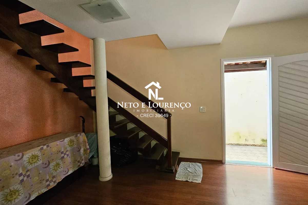 Casa, 3 quartos, 131 m² - Foto 2