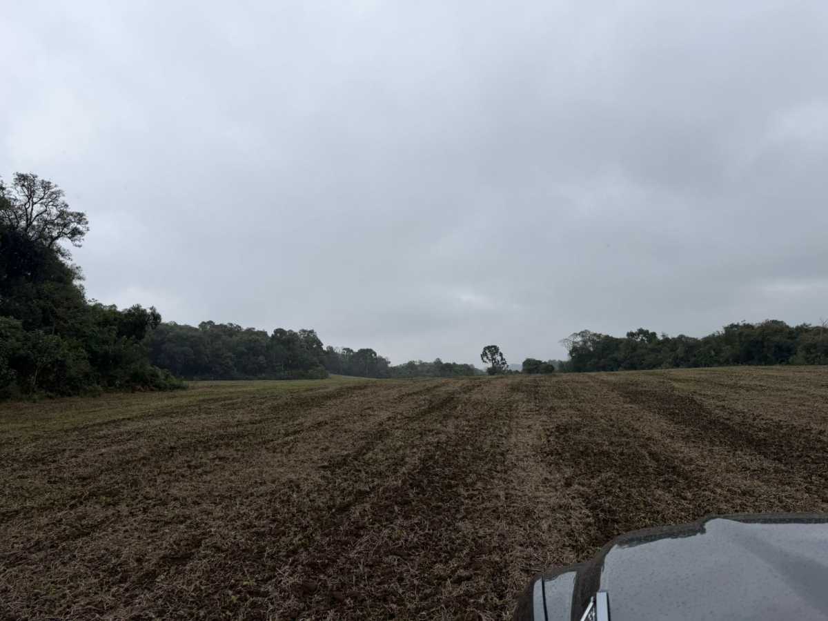 Fazenda, 2 quartos - Foto 17