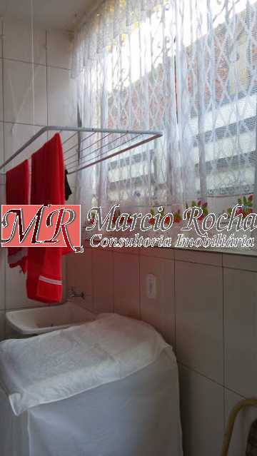 Apartamento à venda com 2 quartos, 80m² - Foto 9