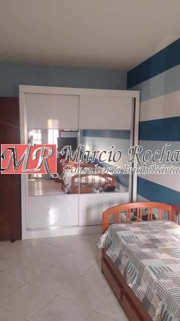 Casa de Condomínio à venda com 4 quartos, 280m² - Foto 17