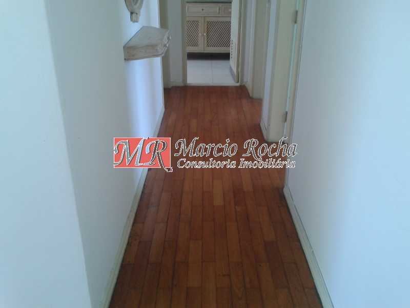 Casa de Condomínio para alugar com 3 quartos, 144m² - Foto 4