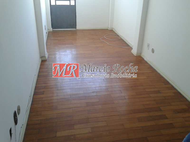 Casa de Condomínio para alugar com 3 quartos, 144m² - Foto 5