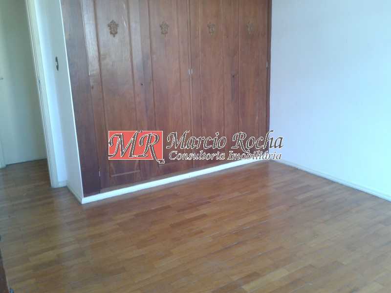 Casa de Condomínio para alugar com 3 quartos, 144m² - Foto 9