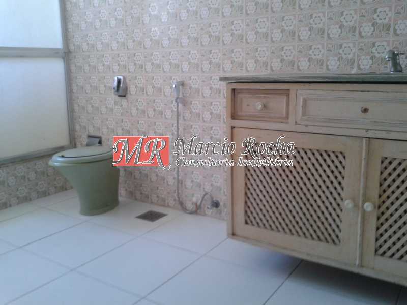 Casa de Condomínio para alugar com 3 quartos, 144m² - Foto 11