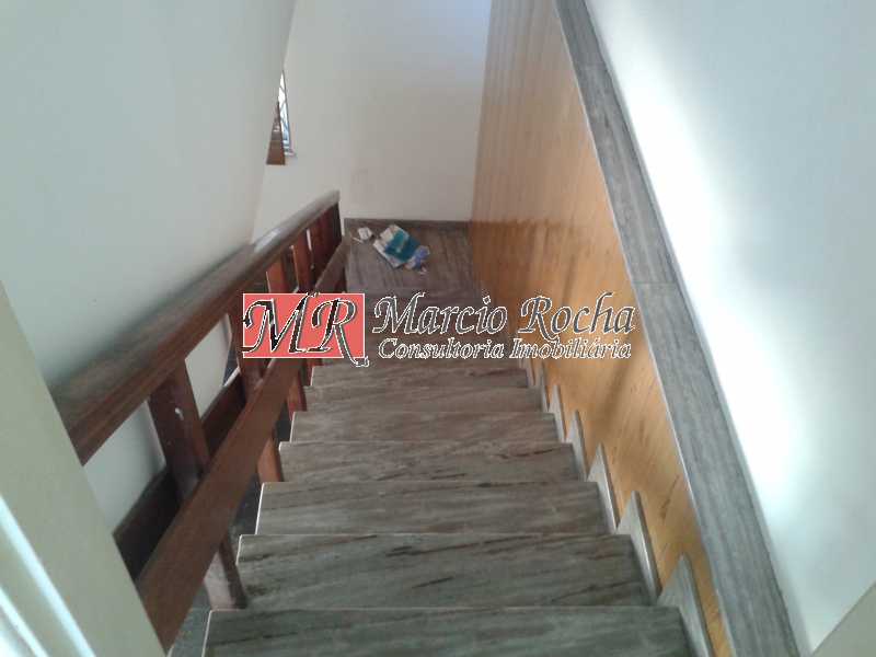 Casa de Condomínio para alugar com 3 quartos, 144m² - Foto 12