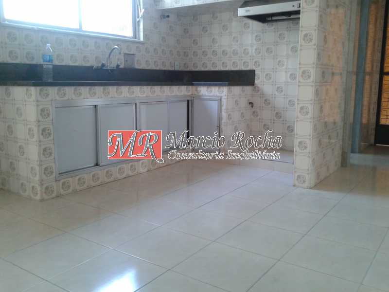 Casa de Condomínio para alugar com 3 quartos, 144m² - Foto 18