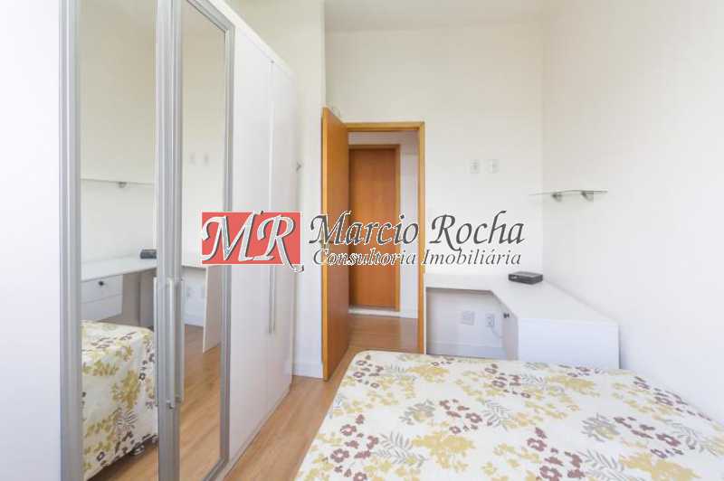 Apartamento à venda com 2 quartos, 60m² - Foto 17