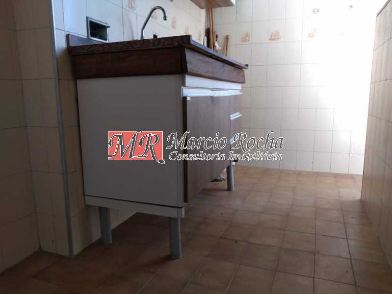 Apartamento à venda com 2 quartos, 65m² - Foto 10