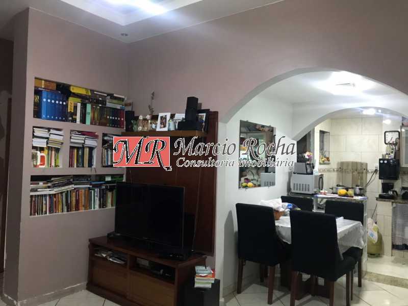 Apartamento à venda com 2 quartos, 62m² - Foto 3