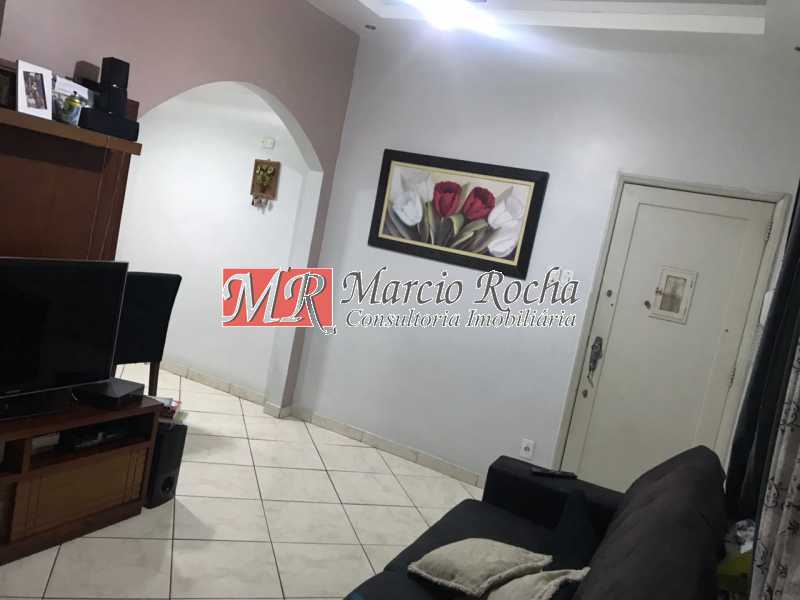 Apartamento à venda com 2 quartos, 62m² - Foto 1