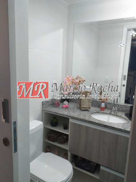 Apartamento à venda com 2 quartos, 62m² - Foto 12