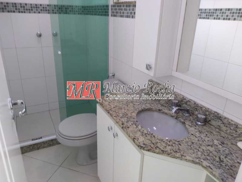 Apartamento à venda com 2 quartos, 74m² - Foto 17