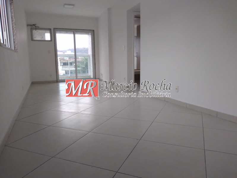 Apartamento à venda com 2 quartos, 74m² - Foto 19