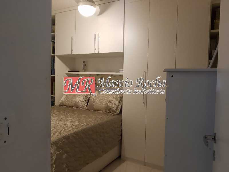 Apartamento à venda com 2 quartos, 64m² - Foto 6