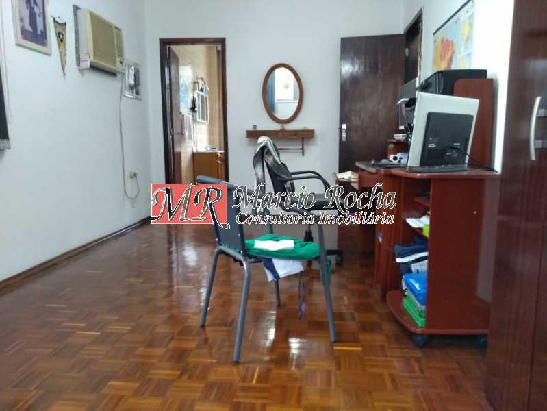 Casa de Condomínio à venda com 3 quartos, 144m² - Foto 18