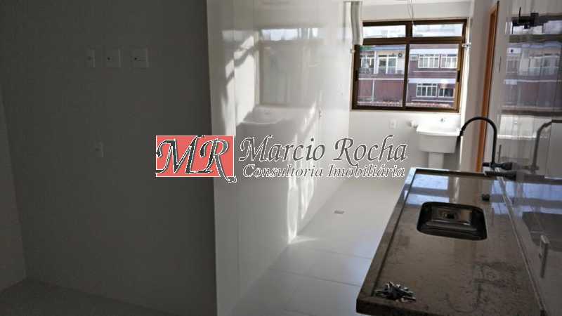 Apartamento à venda com 3 quartos, 125m² - Foto 6