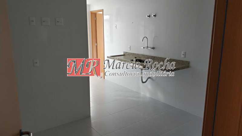 Apartamento à venda com 3 quartos, 125m² - Foto 14