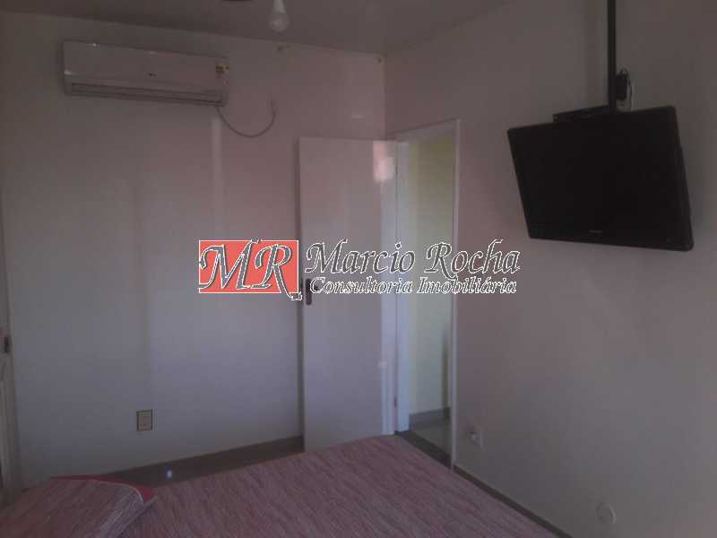 Apartamento à venda com 2 quartos, 75m² - Foto 11