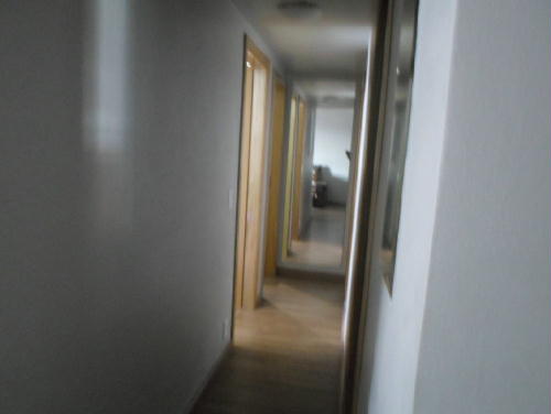 Apartamento à venda com 3 quartos, 130m² - Foto 4