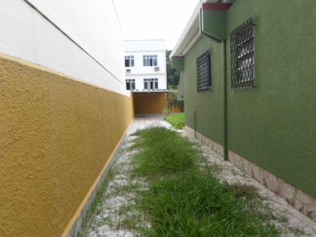 Casa à venda com 2 quartos, 350 - Foto 3