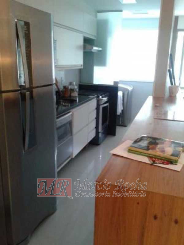 Apartamento à venda com 3 quartos, 85m² - Foto 12