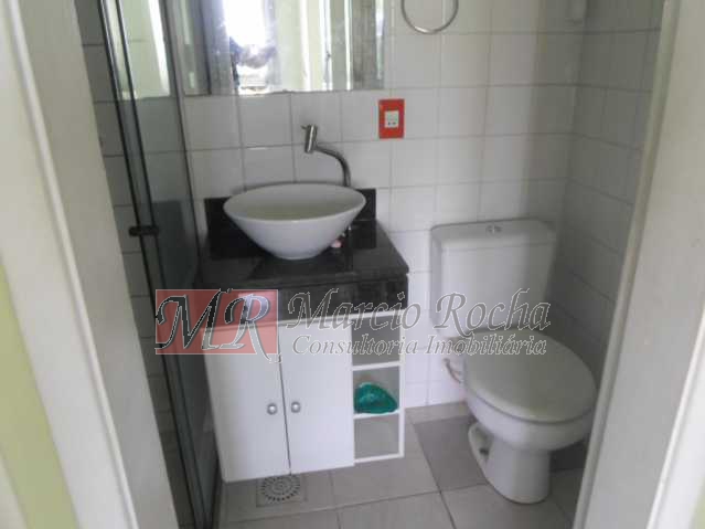 Apartamento à venda com 2 quartos, 70m² - Foto 15