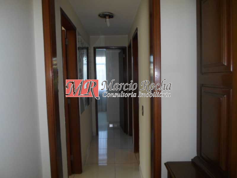 Apartamento à venda com 3 quartos, 87m² - Foto 4