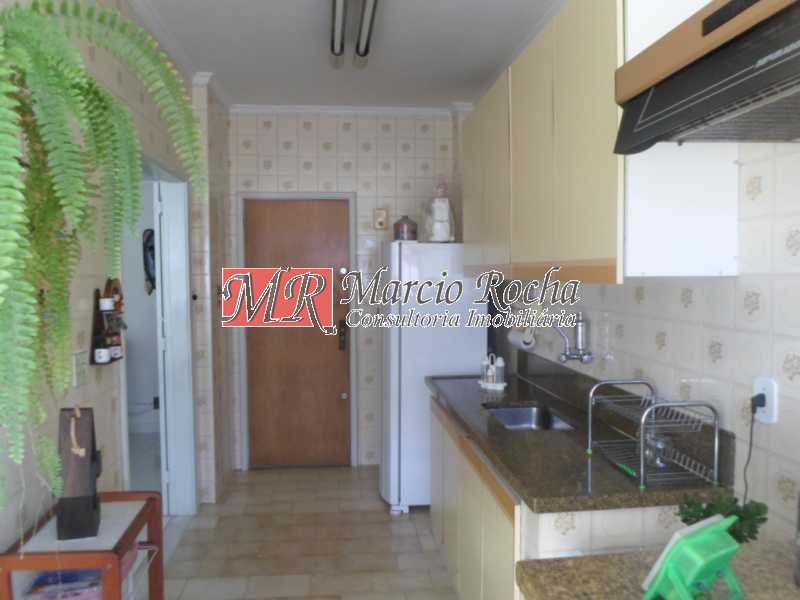 Apartamento à venda com 3 quartos, 87m² - Foto 17