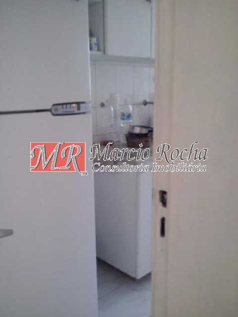 Apartamento à venda com 2 quartos, 60m² - Foto 11