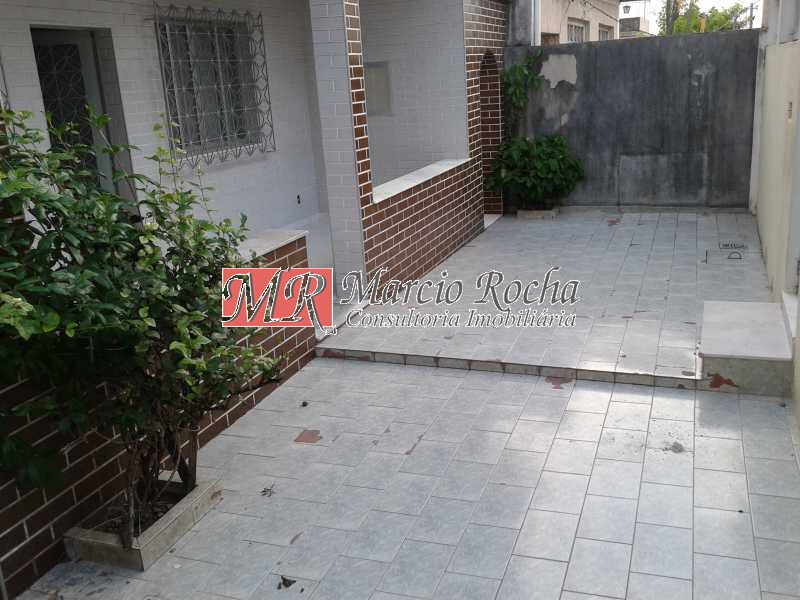 Casa à venda com 2 quartos, 100m² - Foto 26