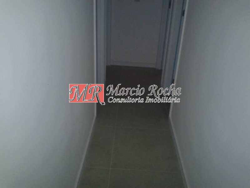 Apartamento à venda com 3 quartos, 74m² - Foto 4