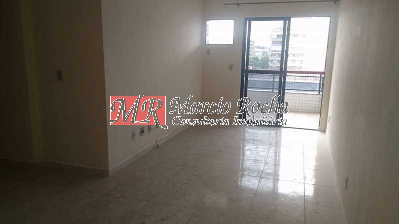 Cobertura à venda com 2 quartos, 84m² - Foto 2