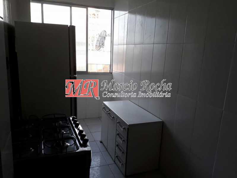 Apartamento à venda com 2 quartos, 92m² - Foto 2